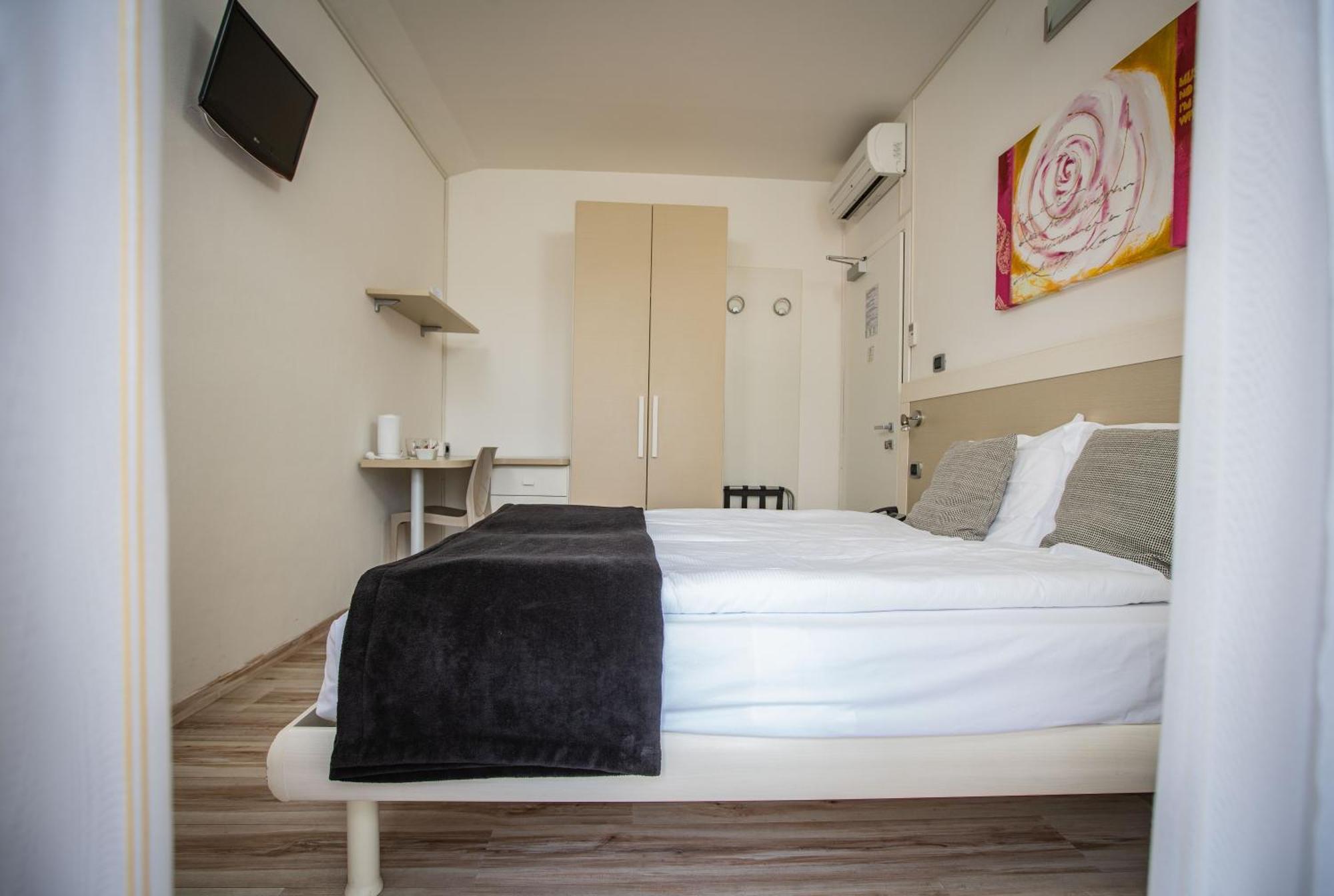 Hotel Villa Alberta Nago Eksteriør billede