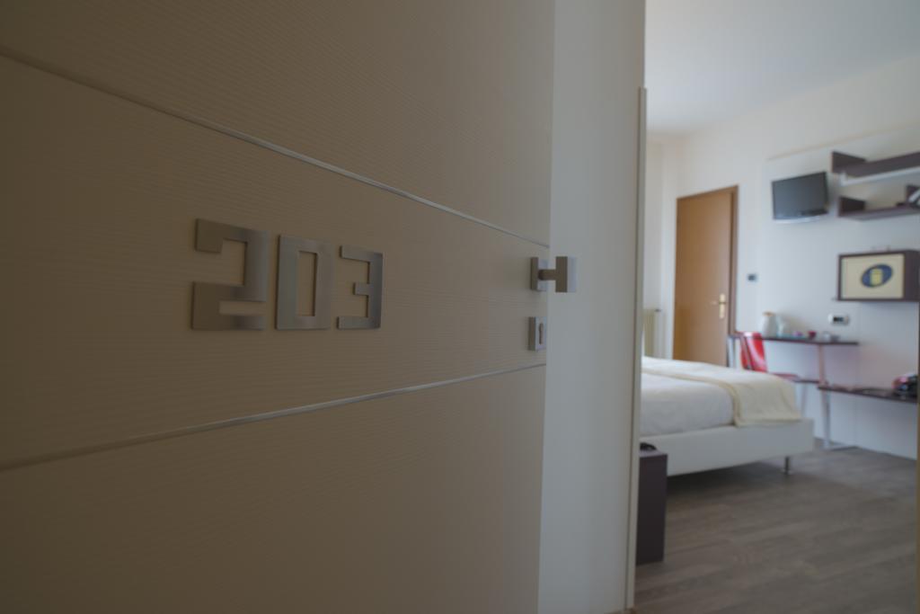 Hotel Villa Alberta Nago Eksteriør billede