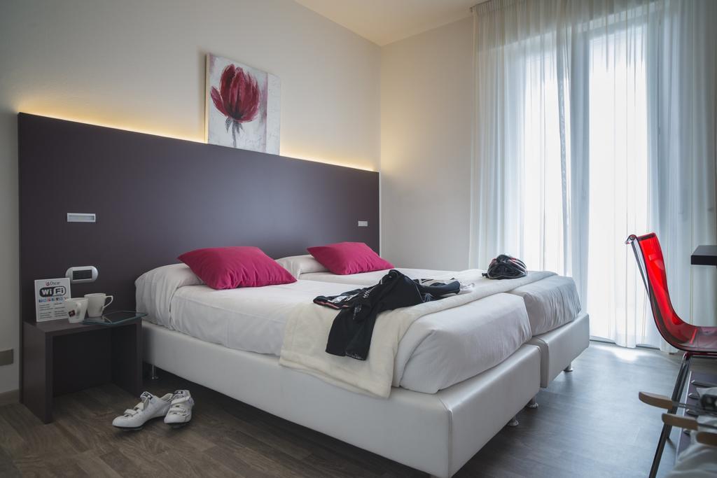 Hotel Villa Alberta Nago Eksteriør billede